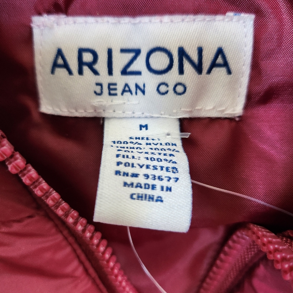 Arizona Jean Co., Puffer Style, Medium,Cranberry Color, Zip Vest, Brand New.